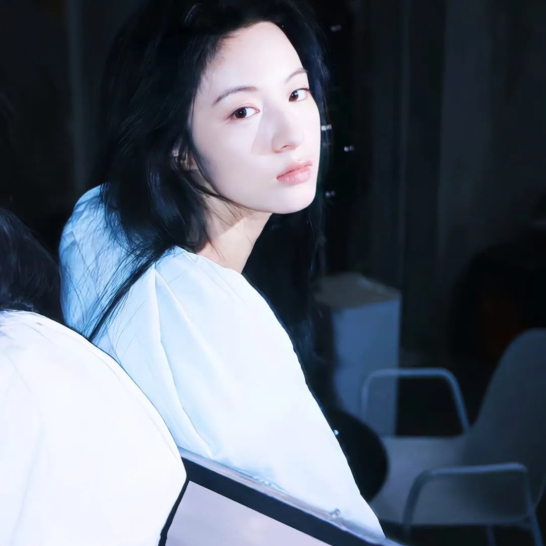 街头女斗士2封面